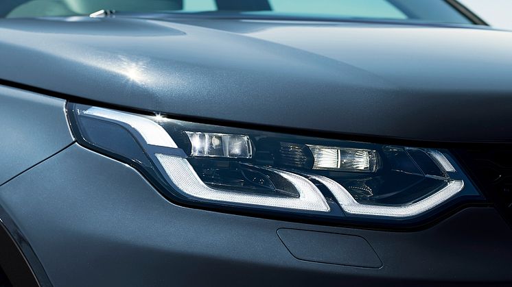 Discovery Sport headlamps
