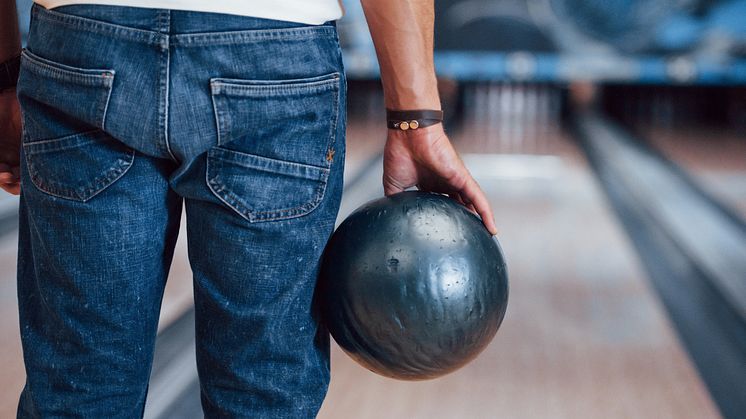 Häng med fritidsgårdarna på bowling. Föranmälan krävs. (Foto: freepik.com)