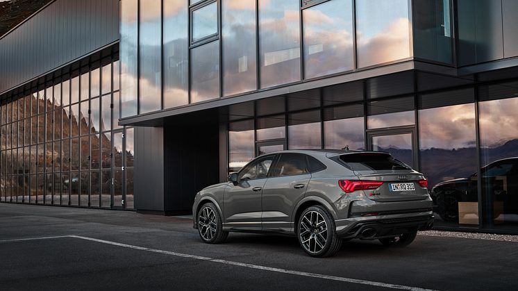 Audi RS Q3 Sportback edition 10 years (Chronosgrå metal)