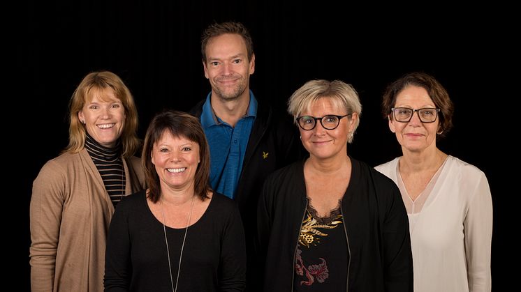 Delar av den nominerade gruppen. Från vänster till höger: Annika Grynne, Maria Brovall, Mikael Johannesson, Kristina Ek och Anita Kjellström.