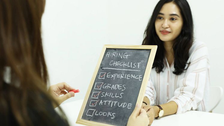 We Asked 7 HR Managers How Superficial The Hiring Process Is - The Answer Is, Very
