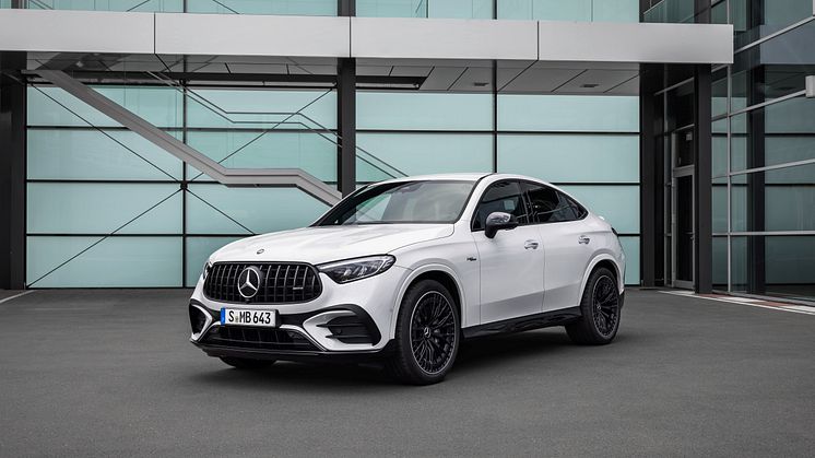 Bara någon vecka efter premiärvisningen av Mercedes-AMG GLC SUV kommer nu en lika kraftfull version av GLC Coupé