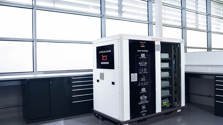 JLR_Pramac_SecondLifeBattery_Unit_1503_02
