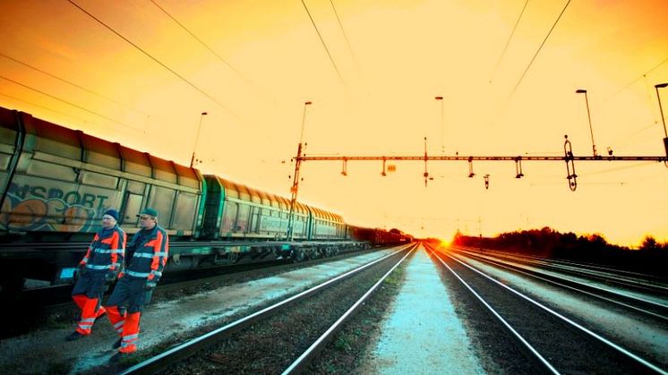 Gods och information flödar parallellt i logistikens värld