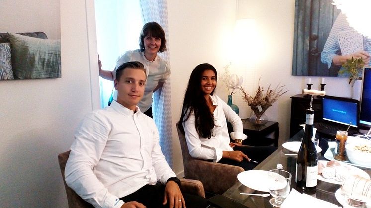 Här är det Robin Lindqvist, Anne-May Kara och Frida Karlsson på HusmanHagbergs kontor i Kalix som samlats för att delta i Höstuppstarten.