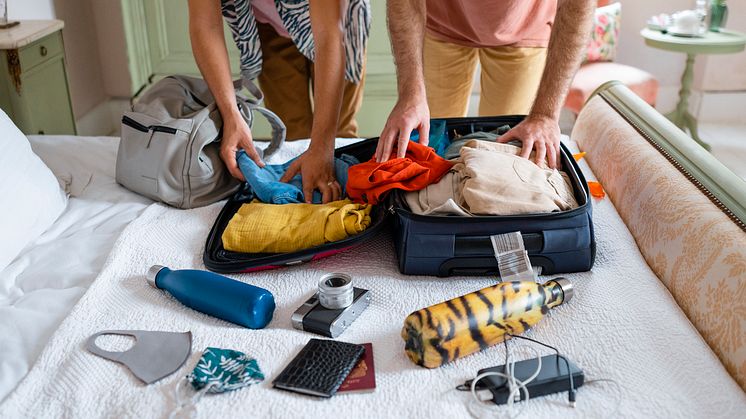 THEME_TRAVEL_PACKING_SUITCASE_SUSTAINABLE_GettyImages-1389862292_Universal_Within usage period_83576