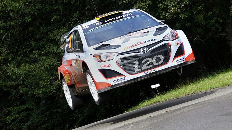 Bryan Bouffier flying high at Rally Deutschland