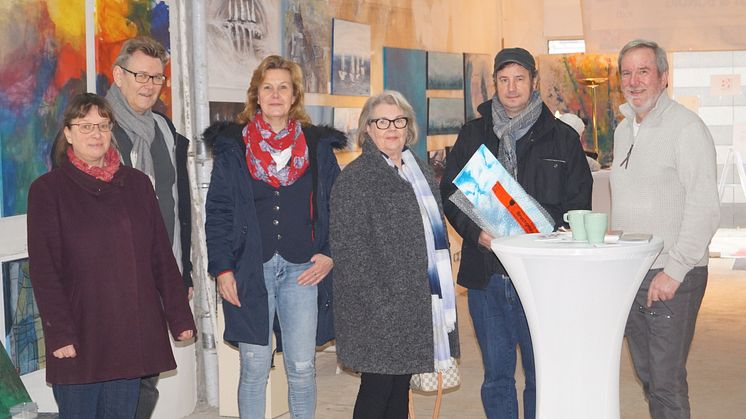 Gruppenbild mit Gastausstellern in Neumünste