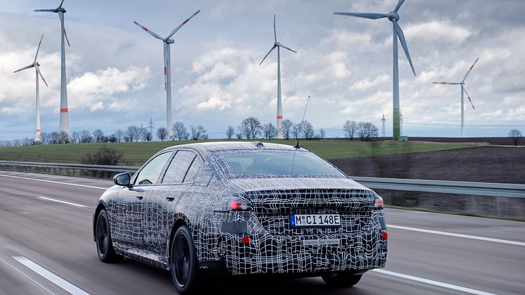 BMW i5 Sedan test