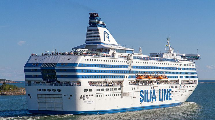 Silja Symphony lägger till i Härnösands hamn lördag den 22 augusti.