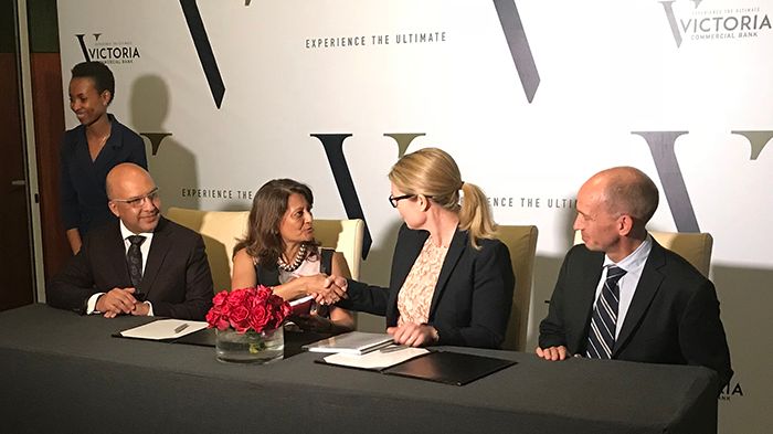 Maria Håkansson, CEO, Swedfund and Ketaki Sheth, Chairperson of the VCB Board, during the signing in Nairobi. To the left Dr Yogesh Pattni, CEO, VCB. To the right Jonas Armtoft, Senior Investment Manager, Swedfund.  