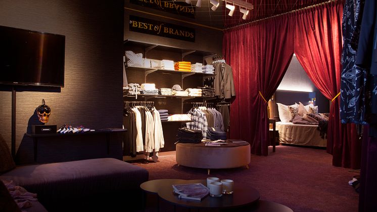 Världspremiär för hotellrum med egna välfyllda walk-in-closets