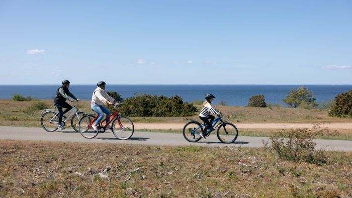Cyklister på rad i april