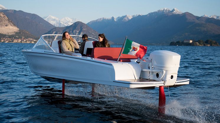Candela C-7