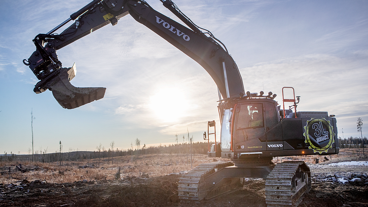 Volvo EC300EL High & Wide