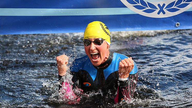 Första segern i Vansbrosimningen! Foto: Andreas Hansson