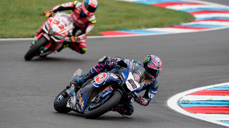 レース1で6位、レース2で5位となった#22 A・ローズ＆YZF-R1