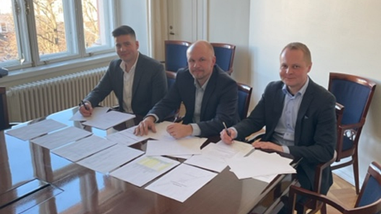 Från vänster; Toni Kolis, Uudenmaan Koulutuskeskus, Tero Roivainen, Suomen Ensiapukoulutus/Presto, Risto Vuorinen, Uudenmaan Koulutuskeskus