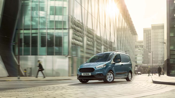 Ford Transit Courier 2018