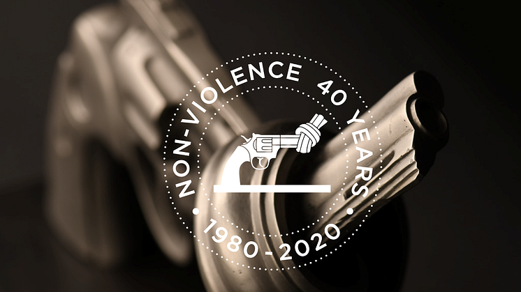 The Non-Violence Project Foundation celebrates the 40th anniversary of the Knotted Gun 