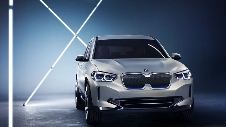 Sähköinen liikkuminen tulee BMW:n ytimeen: BMW Concept iX3