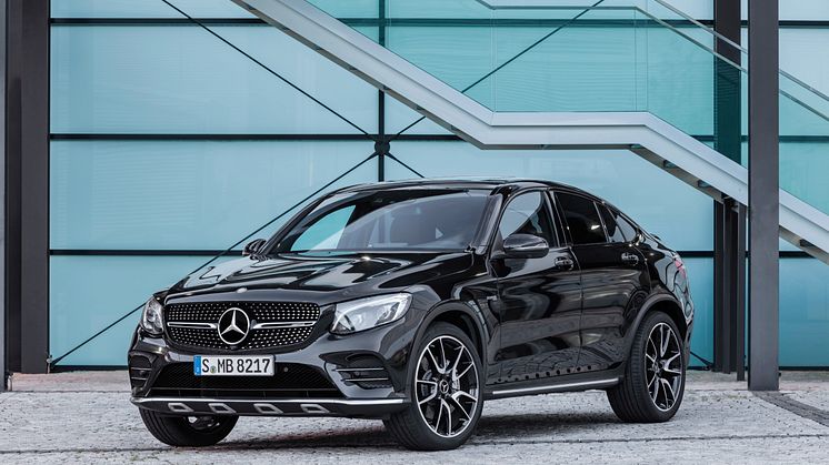 Mercedes-AMG GLC 43 4MATIC Coupé leverer 367 hk fra den 3.0 liter V6-motor med direkte indsprøjtning og turboladning