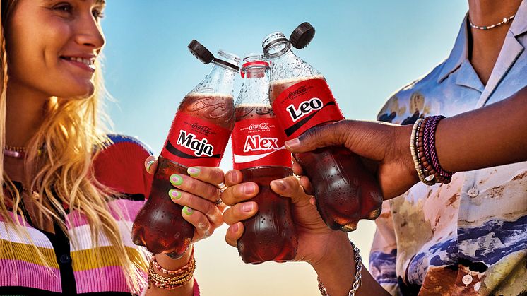 SE - Share a Coke - Summer Outdoor - PET - Clean.jpg