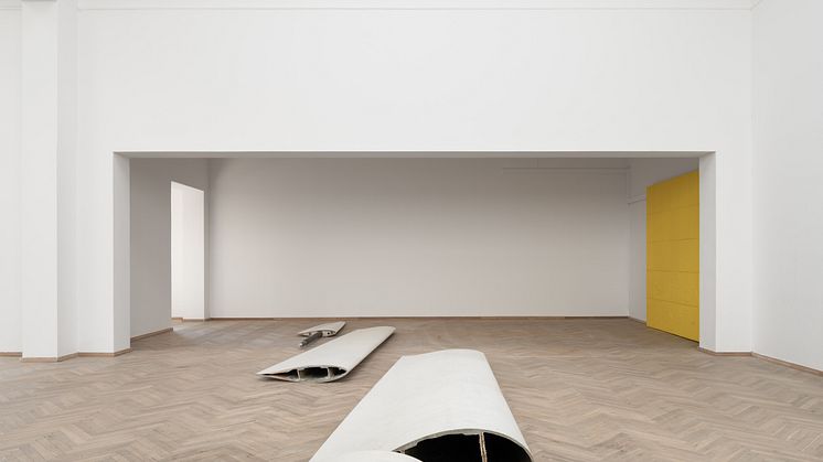 Lea Porsager, G.O.D. [GENERATOR.ORGANIZER.DESTROYER], 2020. SENSITIVE WALL ()() & SENSITIVE WALL ()(), 2021.
