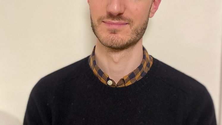 Maximilian Kordes, specialistläkare i onkologi vid Karolinska Universitetssjukhuset, är expert inom pankreascancer.