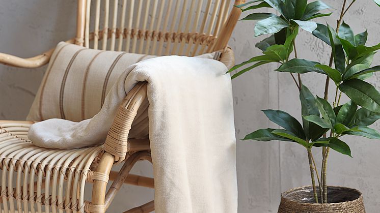 BONDEROSE_beige_ENGKLOKKE_Mood