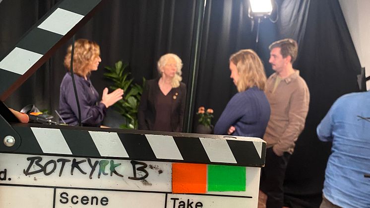 Från studioinspelning av programmet Trygg innan och under kriser med gästerna Anna Öhman, Länsstyrelsen och Jack Werner, Källkritikbyrån.