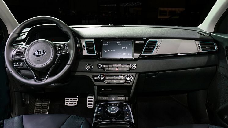 kia_pressrelease_2018_PRESS_1920x1080_niroev_5