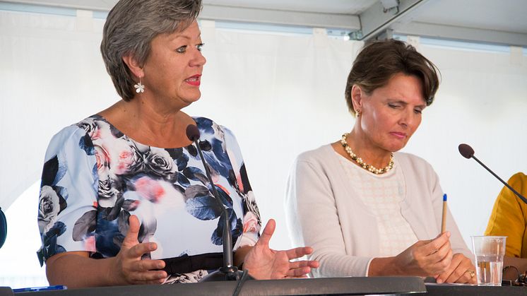 Seminarium i Almedalen:  När Medelhavet kom till Norden – vad händer med det nordiska samarbetet efter flyktingkrisen? (Ylva Johansson, arbetsmarknads- och etableringsminister och Anne Berner, Finlands samarbetsminister)
