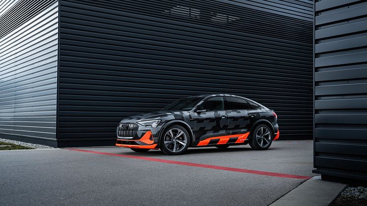 Audi e-tron Sportback S i design camouflage