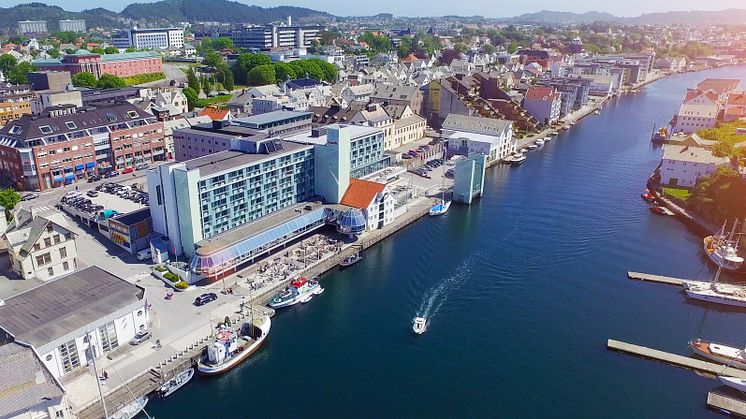 facade-from-air-quality-hotel-maritim.jpg