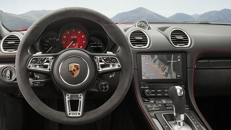 718 GTS interior