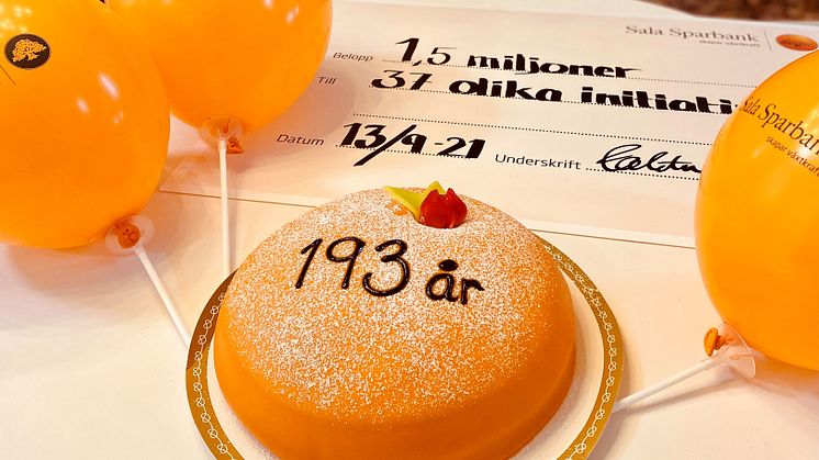 Sala Sparbank firar sin 193-årsdag med att ge 1,5 miljoner till 37 olika initiativ som skapar lokal och hållbar växtkraft.