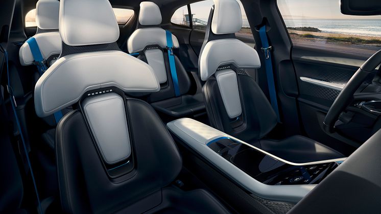 Concept Study Mission E Cross Turismo Interior