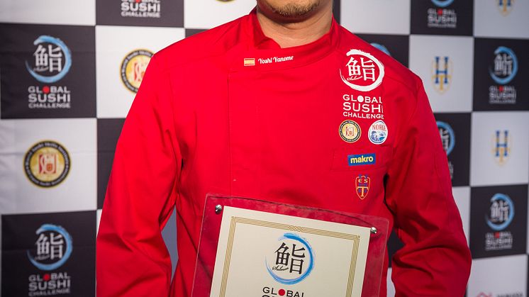 El chef afincado el Valencia, vencedor de la final española del Global Sushi Challenge