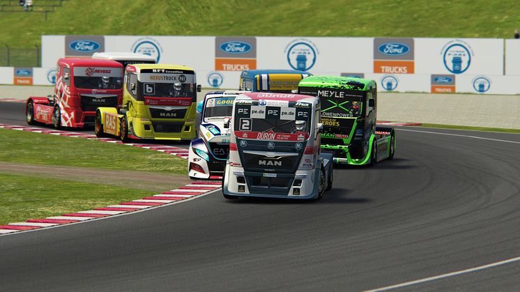 Online Truck Race