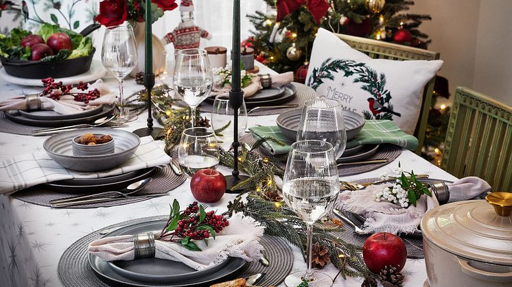 Rusta_2023_S4_Christmasdinner-3-I_421