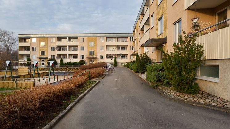 Lundbergs Fastigheter säljer fastigheterna Laxen 10 och Björnen 10 i Huskvarna. 