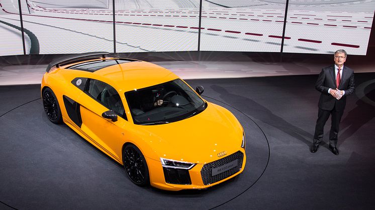 Prof. Rupert Stadler (Chairman of the Board of Management of AUDI AG); next to the new Audi R8 V10 plus on the 2015 Geneva Volkswagen Group Night (ovenfra)
