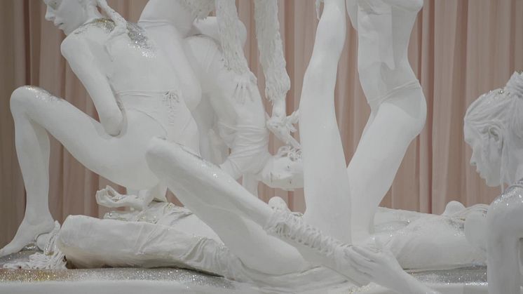 Cajsa von Zeipel & Annika von Zeipel   "I Woke up Like This"    short version