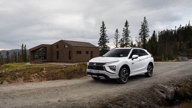 MITSUBISHI ECLIPSE CROSS PHEV