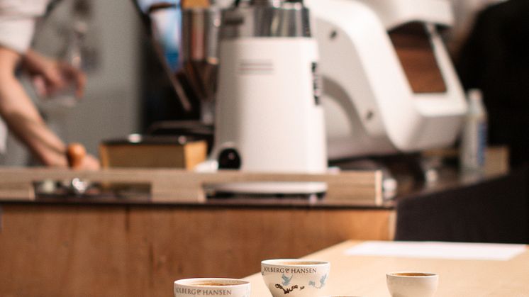 Anton Söderman Latte Art