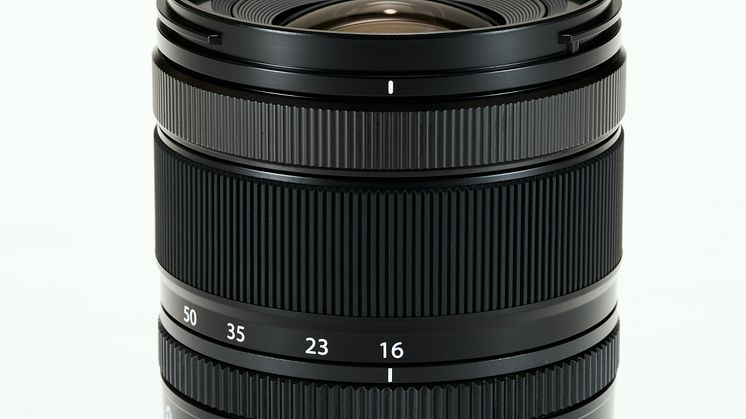XF16-50mm_Product Shots_1.jpg
