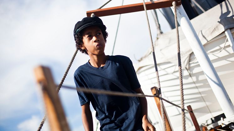 (foto_Dønvang) M/S går i havnen med vaskeægte maritime oplevelser hele sommeren. Send familien på matrosskole, spring i robåden eller deltag i en workshop om galionsfigurer. Mindst en aktivitet på programmet hver dag.