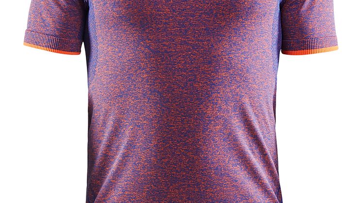 Active Comfort shortsleeve i färgen soul/flourange