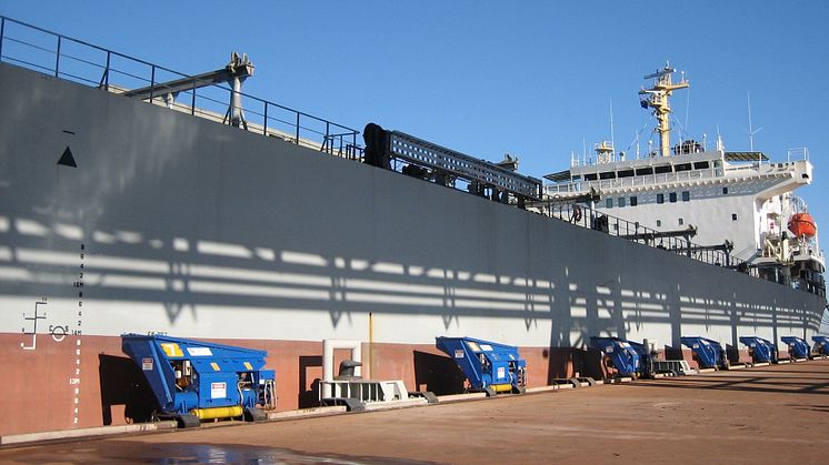 Cavotec’s innovative automated mooring technology, MoorMaster™, secures two industry awards 